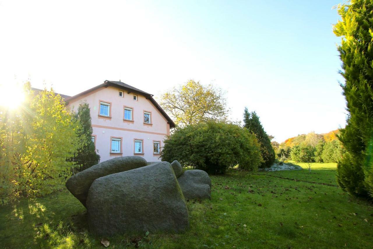 Apartman U Mluvicich Kamenu Stare Krecany Exterior photo